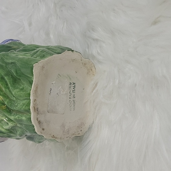 NEIMAN MARCUS Italian Majolica Hand painted Style Vase Ht. 9 Inches, Wd. 9.5 in. - Picture 4 of 5